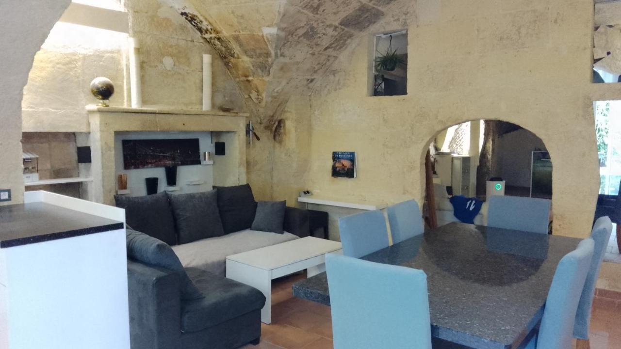 Maison Troglodyte En Provence Fontvieille Luaran gambar